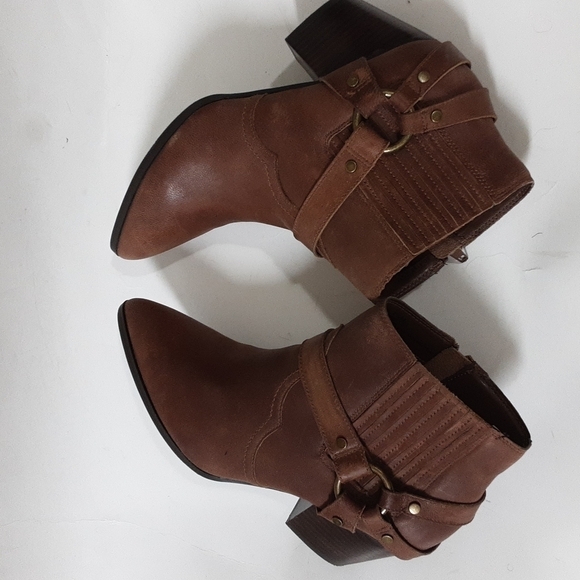 Bella Vita Women's Bronx Western  festival leather ankle Boots  7.5M rodeo Y2K - Picture 8 of 13